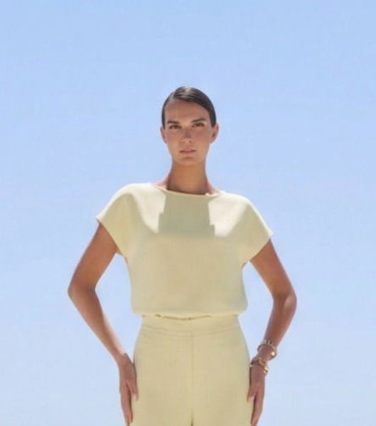 Εικόνα της ΜΠΛΟΥΖΑ ΣΑΤΕΝ