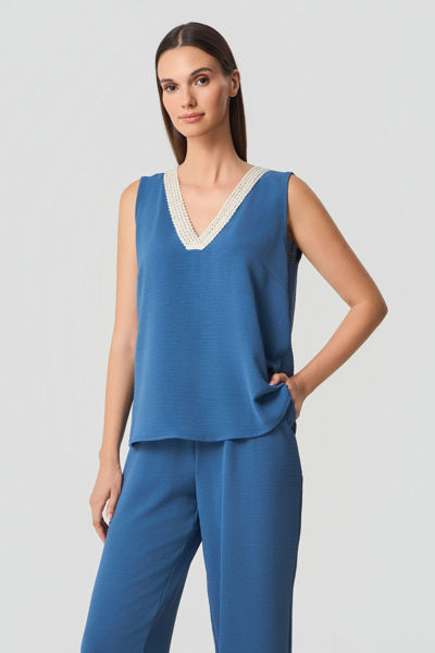 Εικόνα της ΜΠΛΟΥΖΑ VE ΤΡΕΣΑ