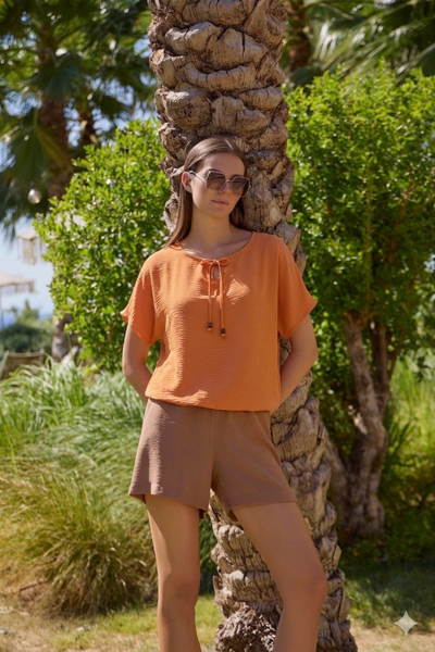 Εικόνα της ΜΠΛΟΥΖΑ ΔΕΣΙΜΟ ΕΜΠΡΟΣ