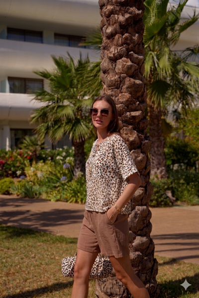 Εικόνα της ΜΠΛΟΥΖΑ ΛΕΟΠΑΡ ΔΕΣΙΜΟ ΚΟΡΔ.